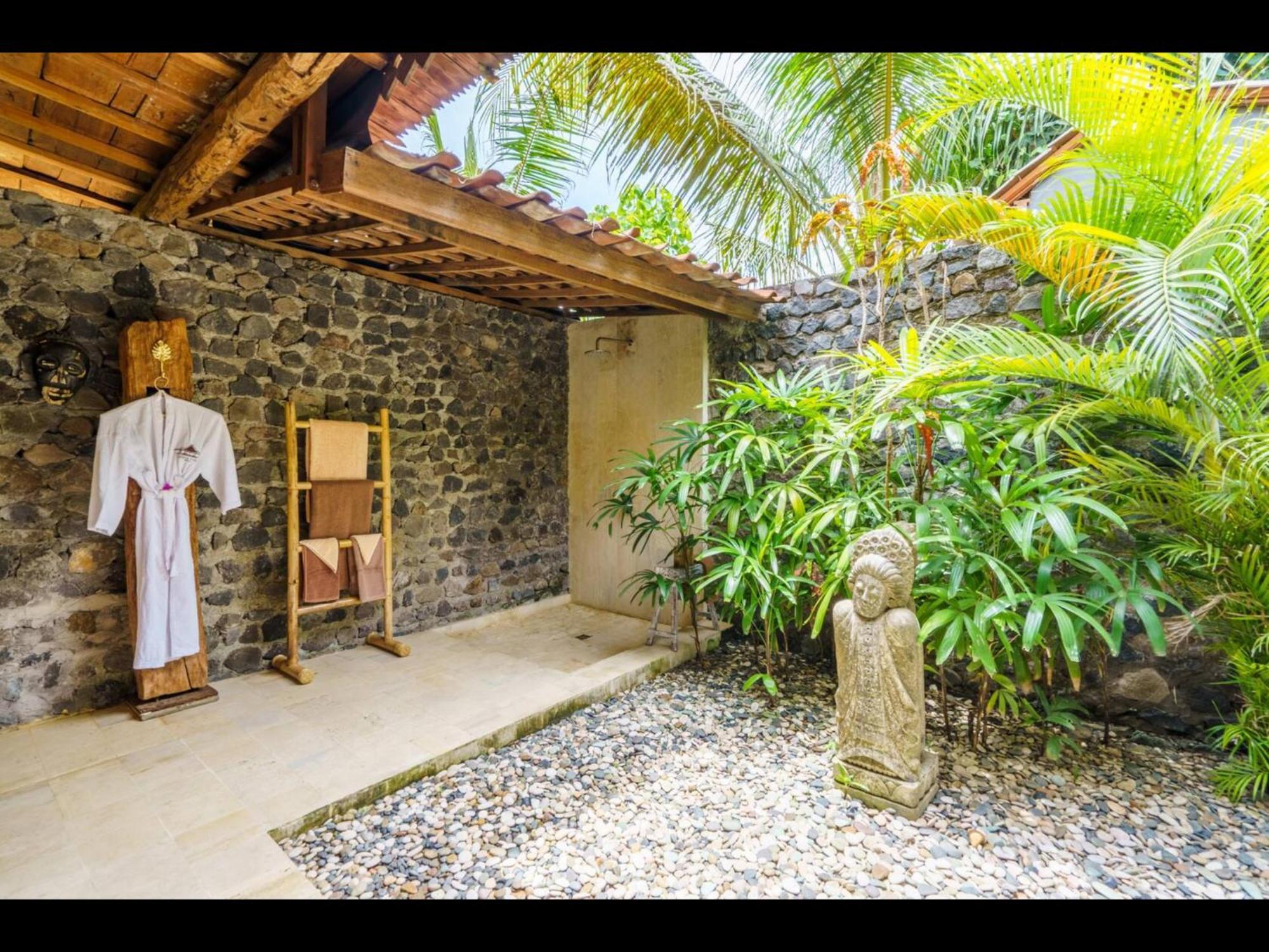 Louka Beach Bali Tianyar Esterno foto