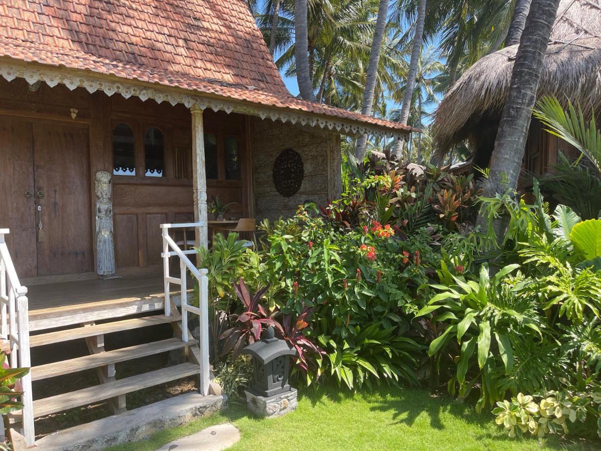 Louka Beach Bali Tianyar Esterno foto